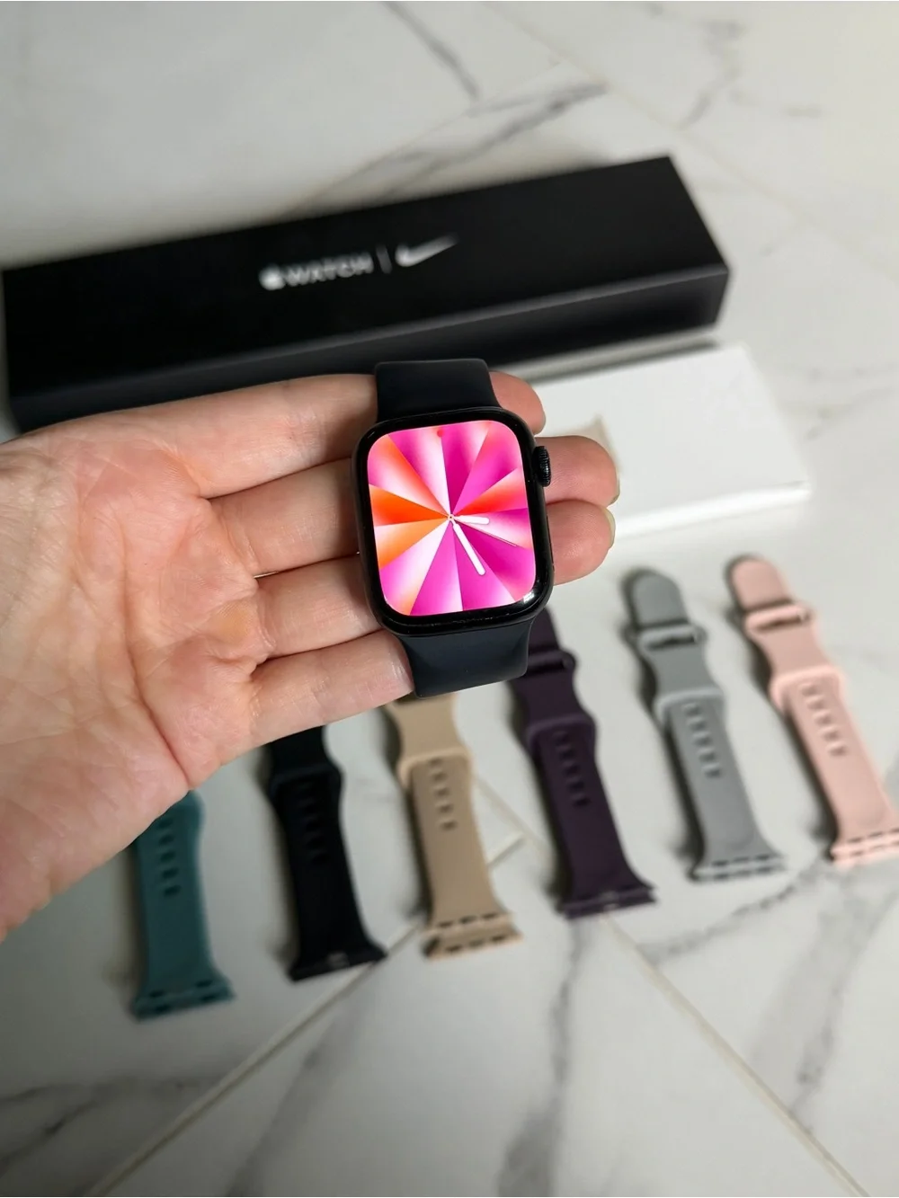 Apple Watch Series 8 (GPS) with Apple Stretch Band included!
